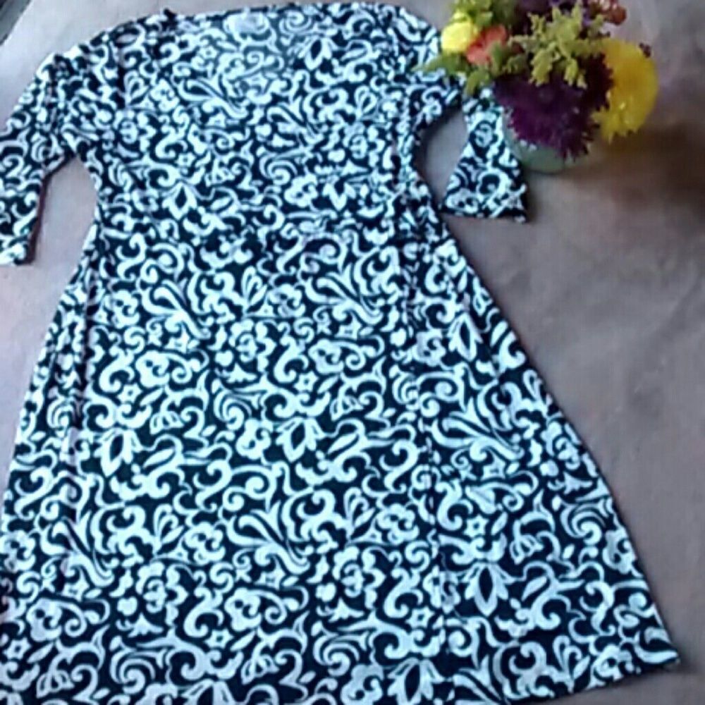 Chelsea Studio Dress 